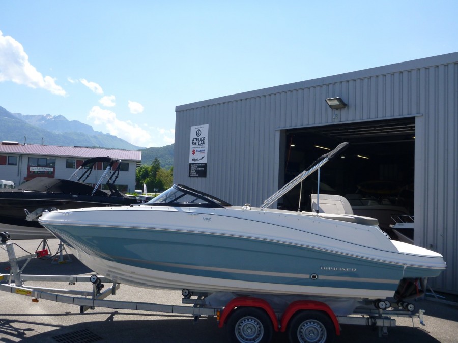 Bayliner VR5