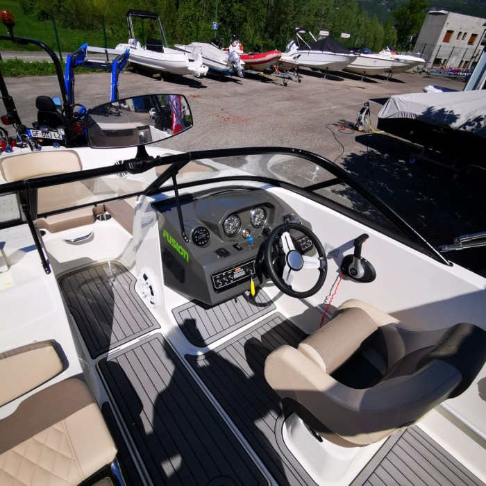 BAYLINER VR5 - 16