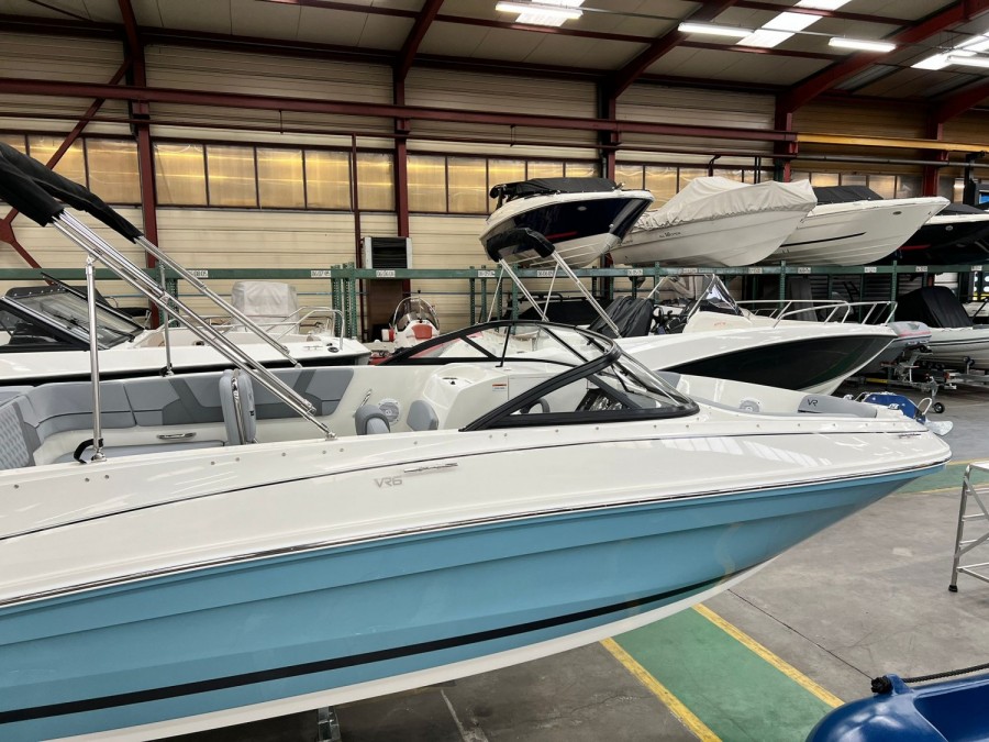 Bayliner VR6