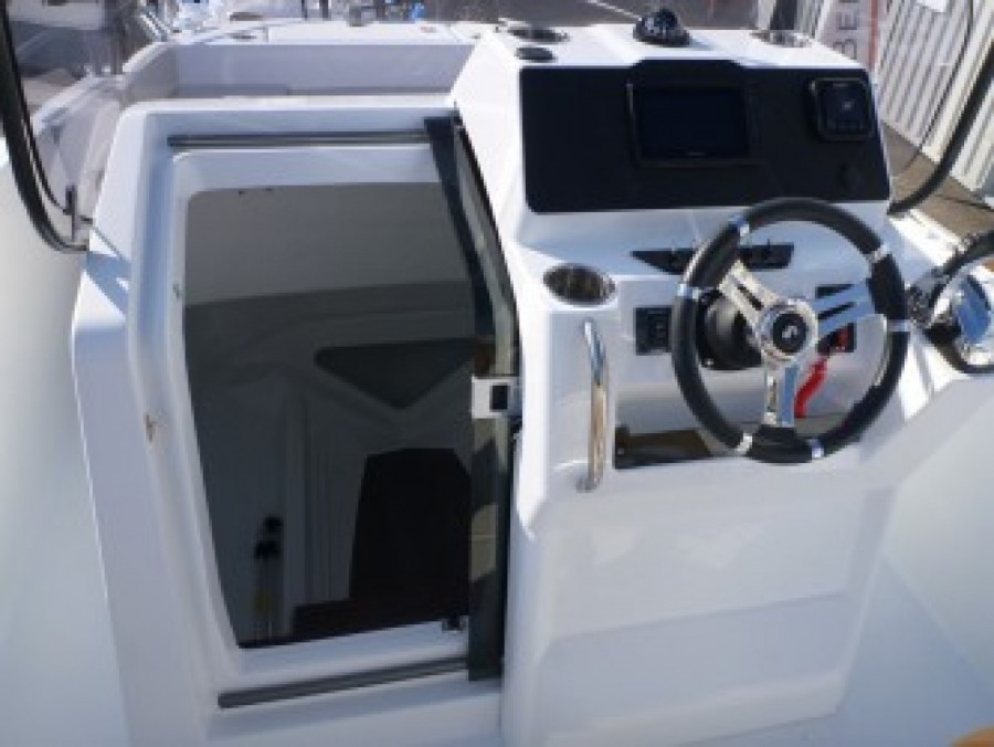 BENETEAU FLYER 7 SPACEDECK - 11