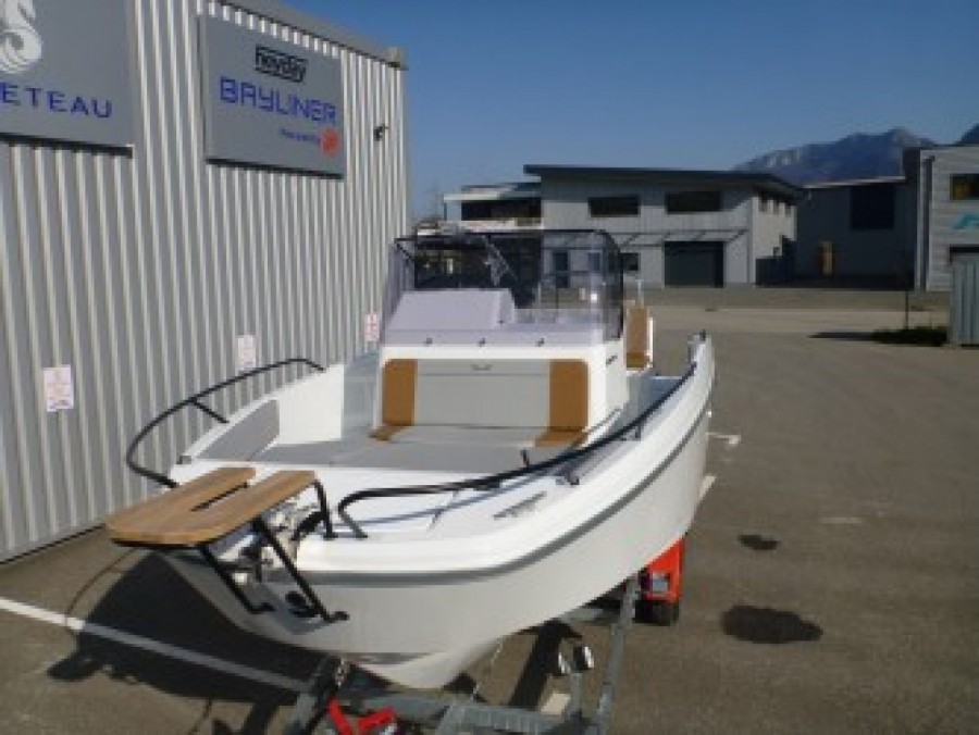 BENETEAU FLYER 7 SPACEDECK - 4