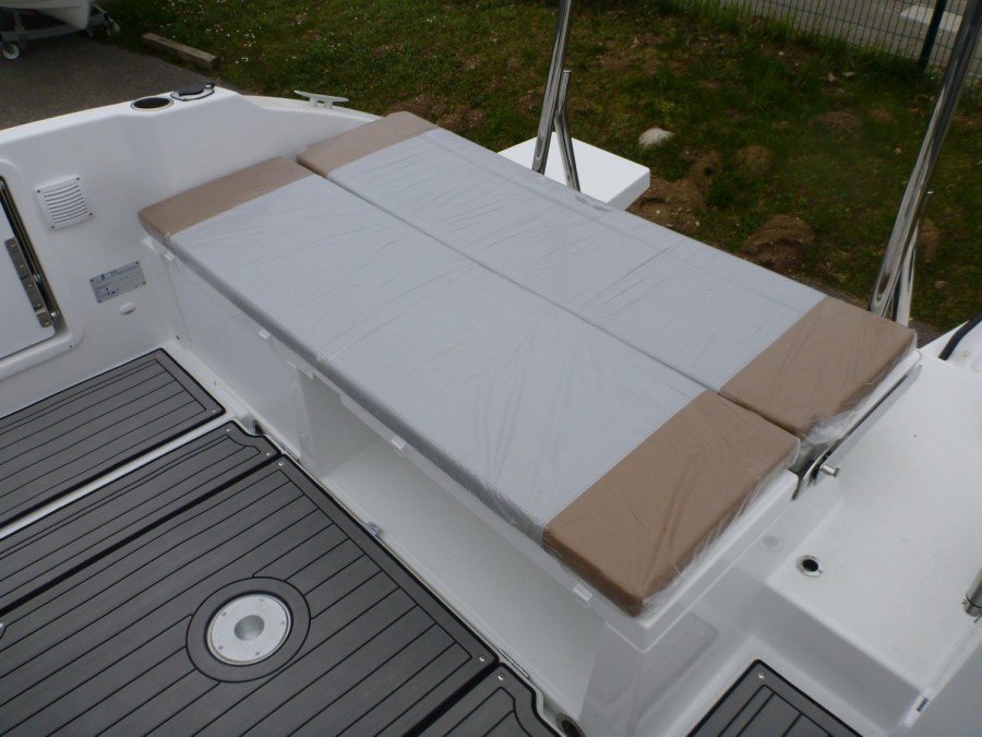BENETEAU FLYER 7 SUNDECK - 5