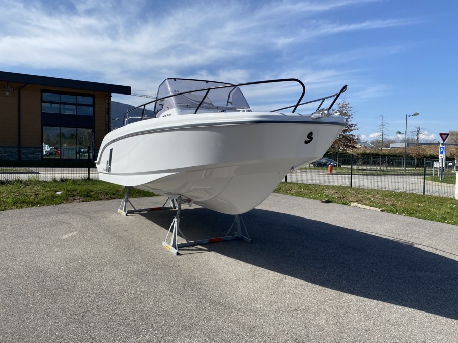 BENETEAU FLYER 7 SUNDECK - 13