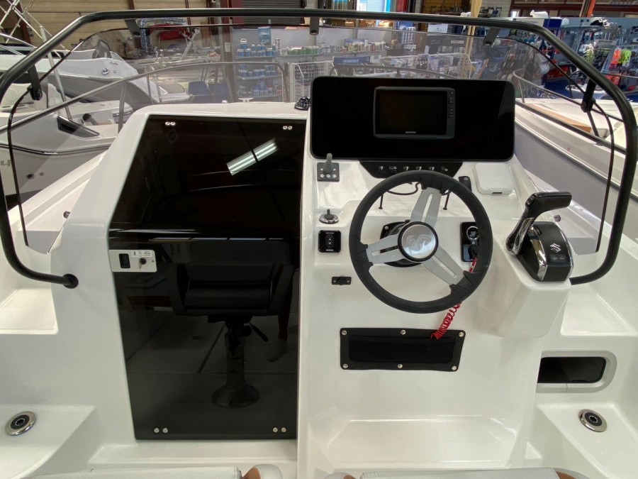 BENETEAU FLYER 8 SUNDECK - 5
