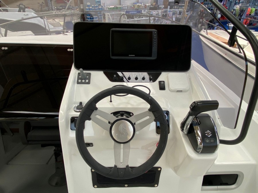 BENETEAU FLYER 8 SUNDECK - 6