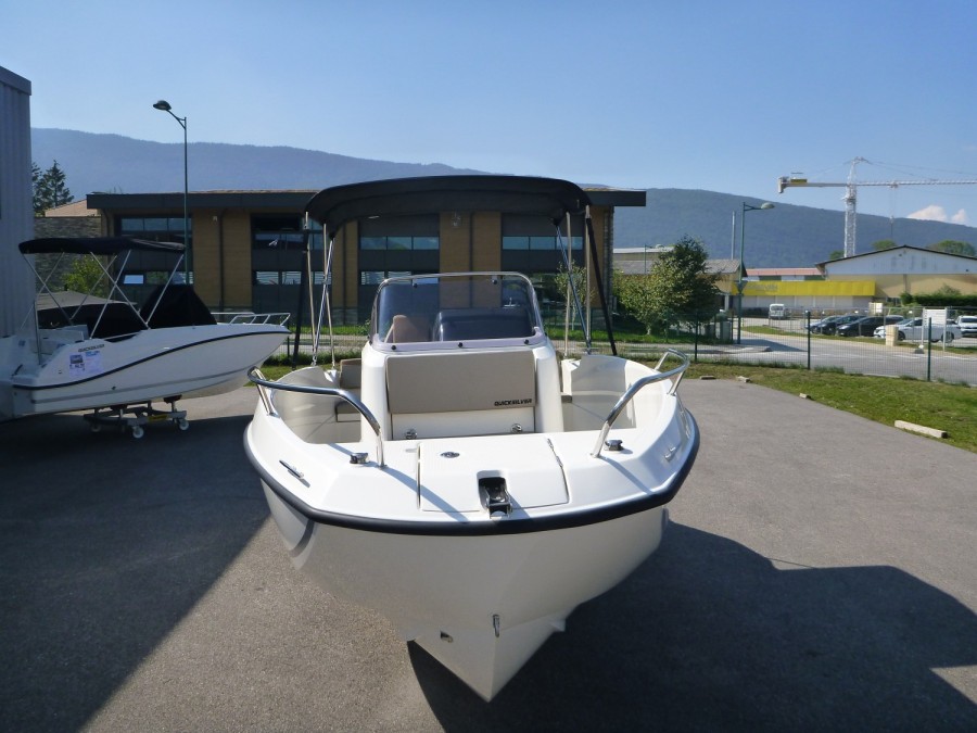 QUICKSILVER ACTIV 555 OPEN - 2