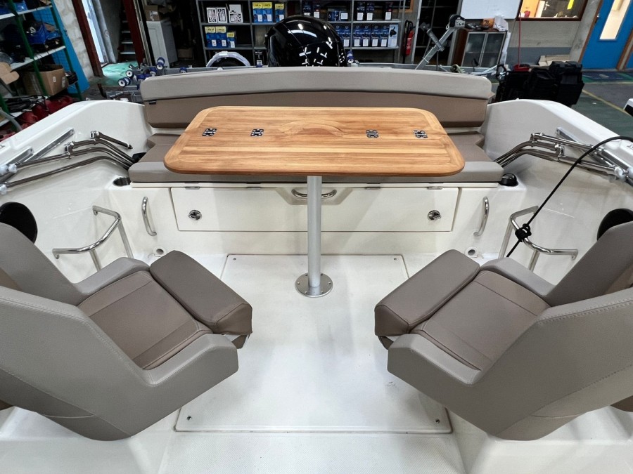 QUICKSILVER ACTIV 605 CRUISER - 7