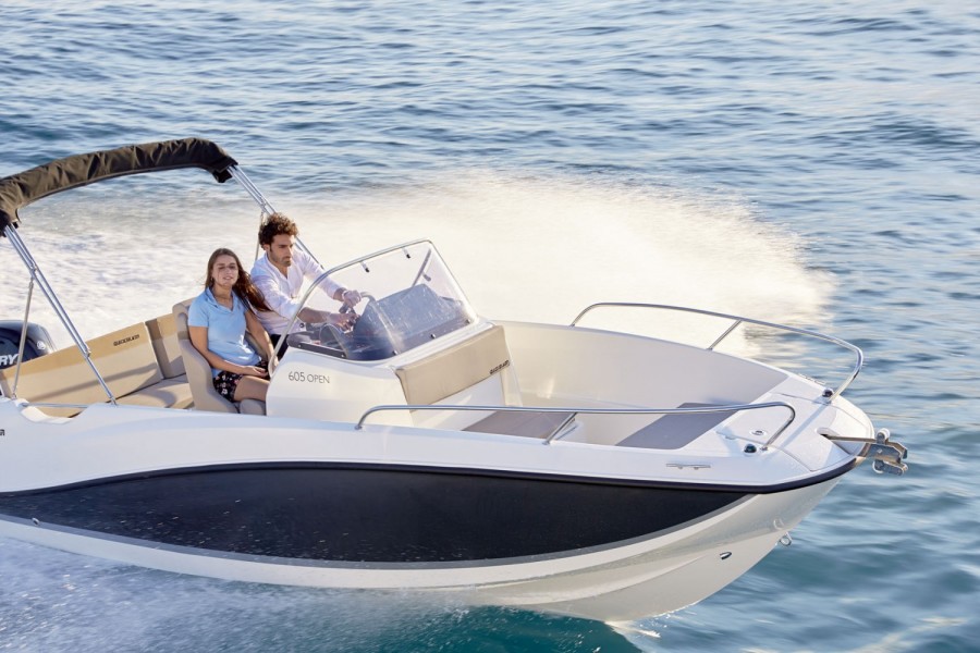 QUICKSILVER ACTIV 605 OPEN - 2