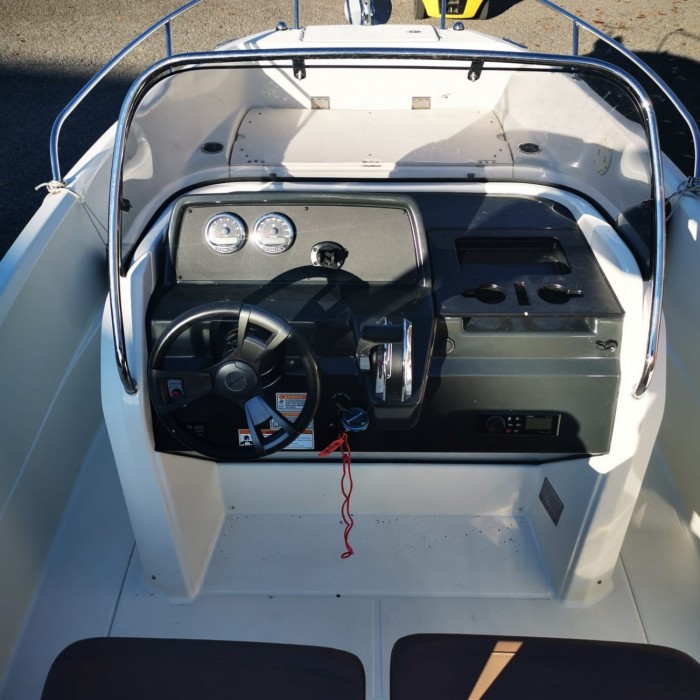 QUICKSILVER ACTIV 605 OPEN - 8