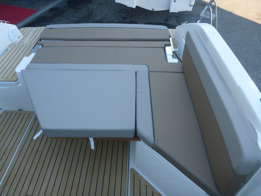 QUICKSILVER ACTIV 675 BOWRIDER - 7