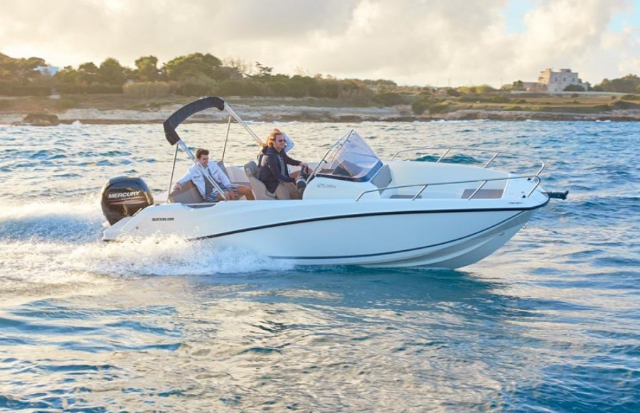 Quicksilver Activ 675 Open