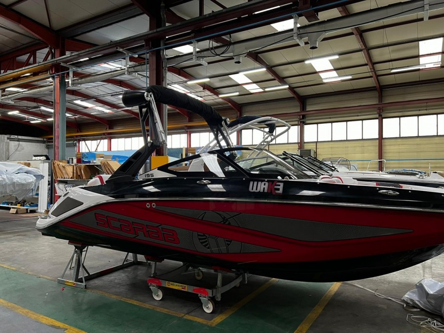Scarab Boats 195 Identity